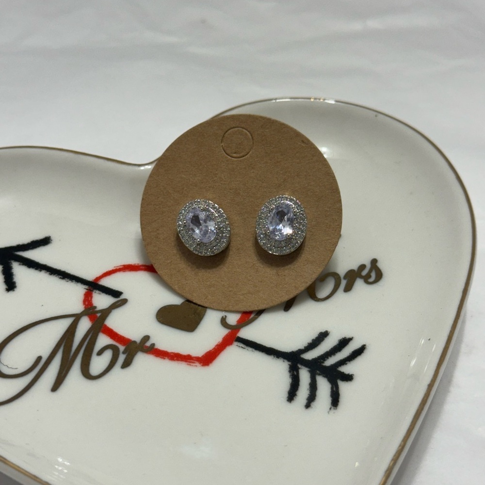 FINAL ACT JEWELRY,EARRINGS SALE $10 - Picture 2 of 5